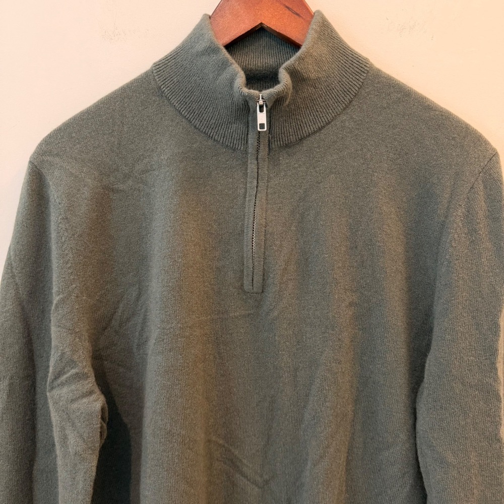 Quince Sweater Mongolian Cashmere Quarter Zip Lightweight Travel Moss Large NWOT - Picture 3 of 11